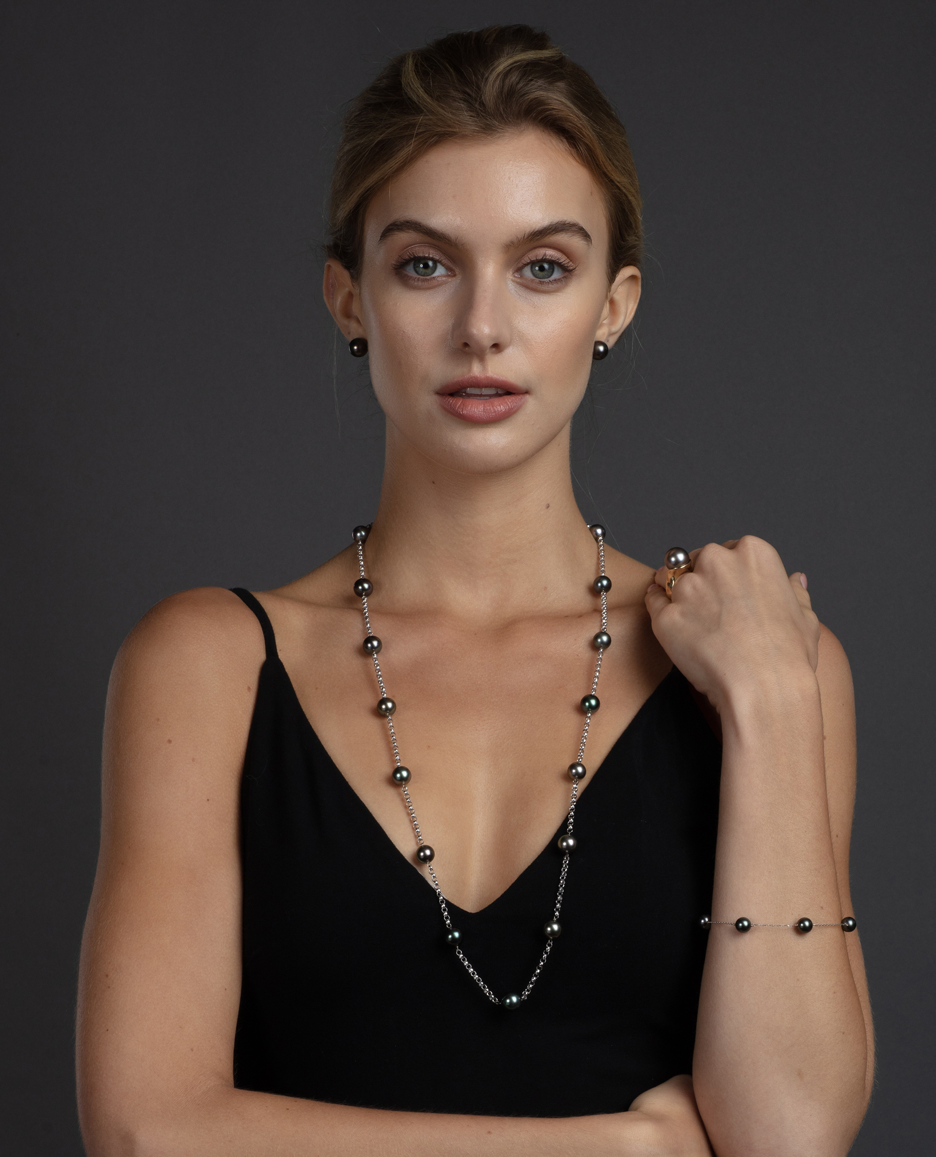 9mm x 10mm Tahitian Pearl Opera Tin Cup Necklace 32